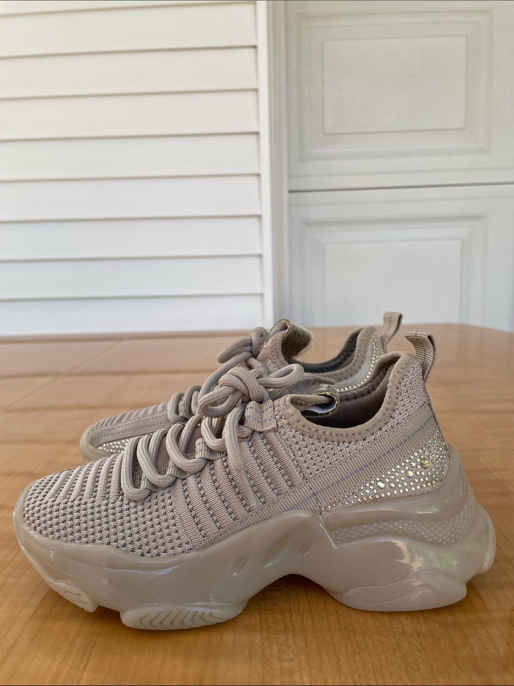 Steve Madden NY90 Kids Shoes Size 1
